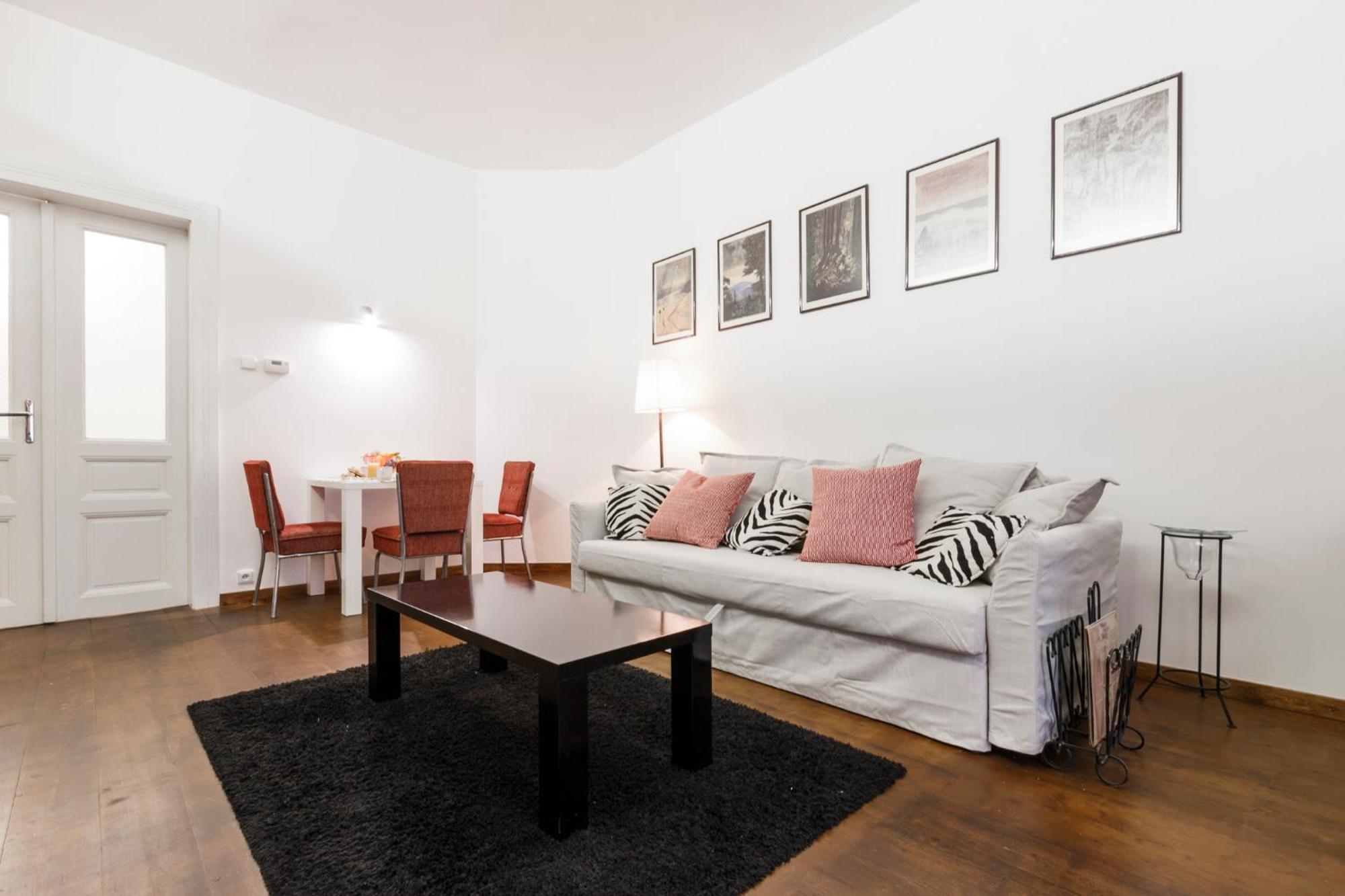 Prague Days - 1Bdr Apt W Netflix - Zizkov Tower Экстерьер фото